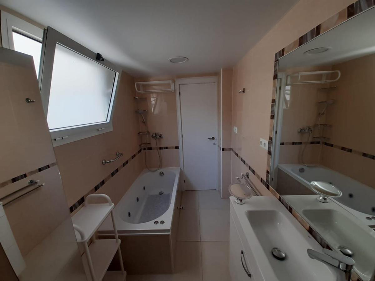 Modern Huge Appartement, Just 100 M From The Beach Santa Pola Exteriér fotografie